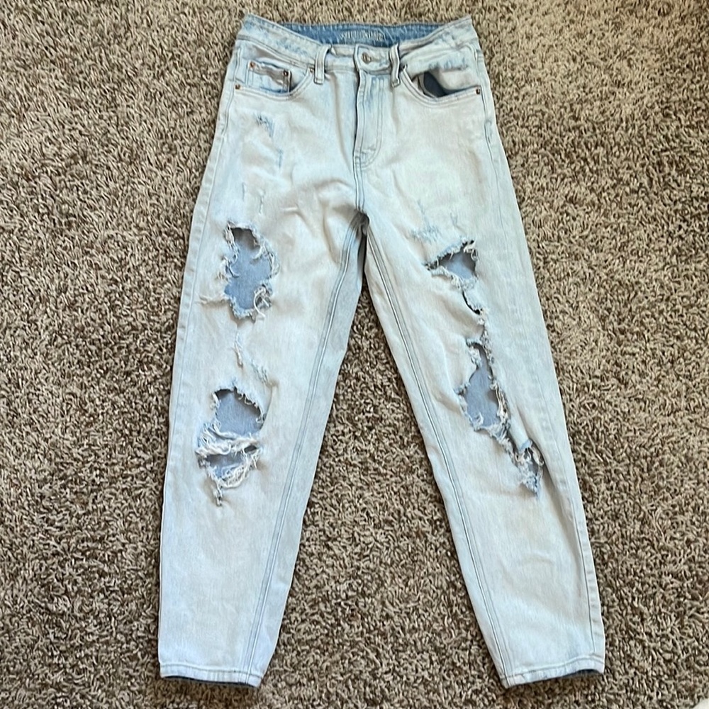 Wild Fable Distressed Woman’s jeans
